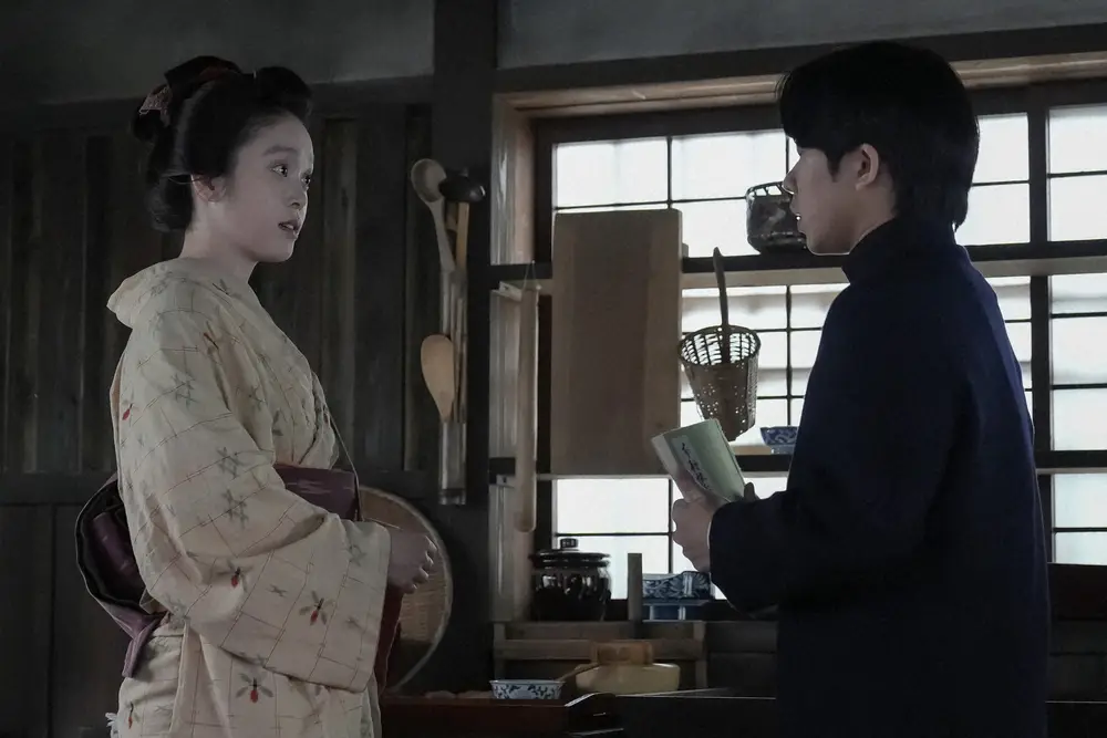 【画像・写真】【明日3日のばけばけ】第48話　ヘブンを看病するトキを励まそうと小谷は怪談の舞台地巡りに誘う
