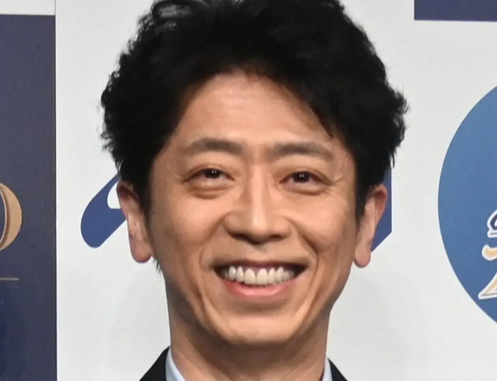 【画像・写真】喫煙者のフット後藤　新幹線食堂車に灰皿「最高やん！」　アイコス何本持ち？「4本や！」