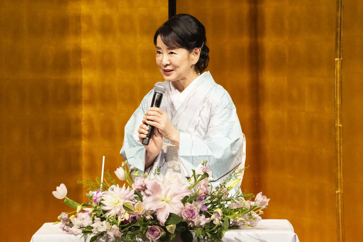 【画像・写真】吉永小百合　30年ぶり写真集お渡し会「できればまた映画に」125本目映画出演に意欲