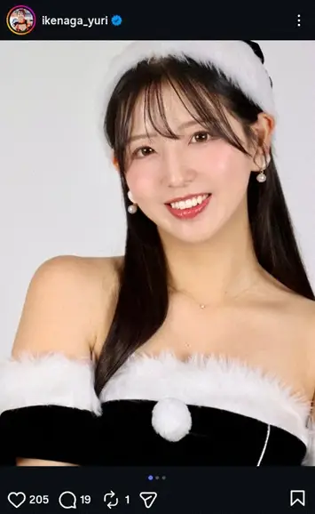 【画像・写真】“元アイドル”29歳レースクイーン池永百合　セクシー黒サンタ姿披露に「最高」「素敵です」