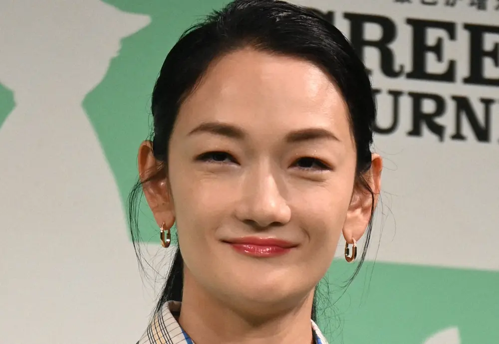 【画像・写真】43歳・冨永愛が妊娠発表「新しい命を授かりました」長男と20歳差…お相手は4歳下の俳優・山本一賢