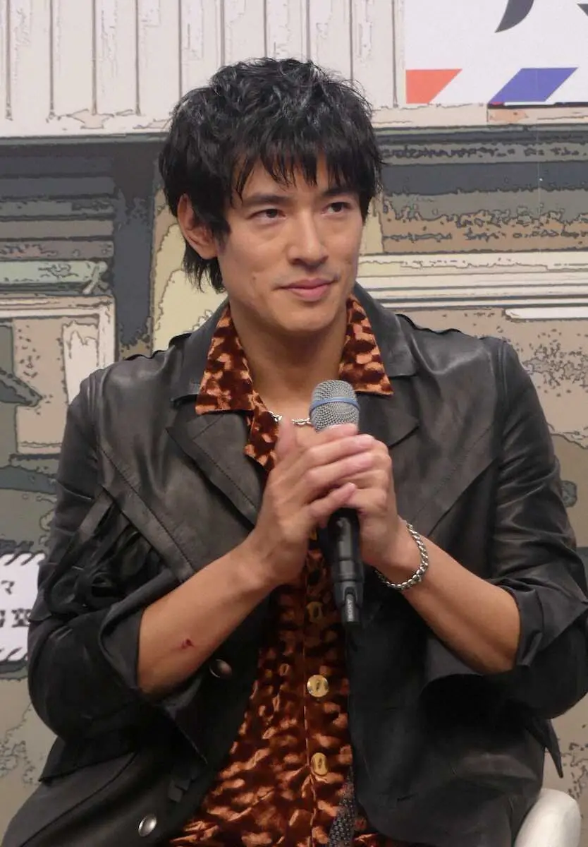 【画像・写真】中島歩　主演ドラマ会見でまさかの流血　超特急・草川拓弥＆高良健吾と寸劇披露