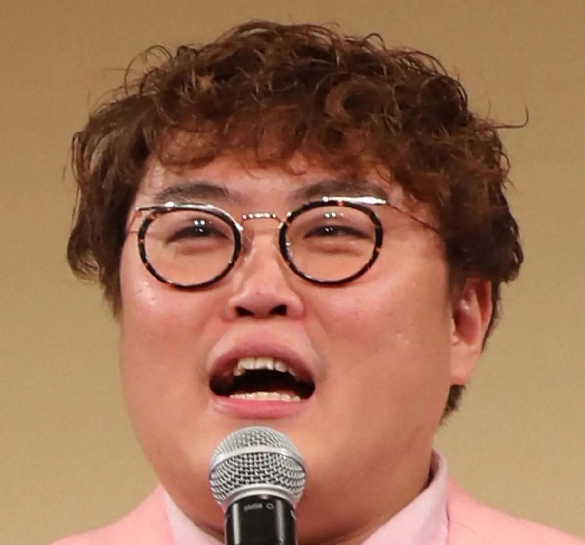 【画像・写真】マユリカ中谷　交際相手に3年間“死守”したものとは　相方・阪本「爆竹鳴らしたんかっていうぐらい」