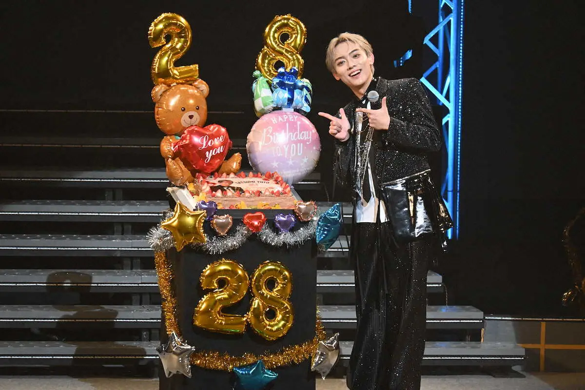 【画像・写真】演歌歌手・辰巳ゆうと　28歳誕生日にアッシュグレーヘアの新ビジュアル披露「自分が先駆者として発信」