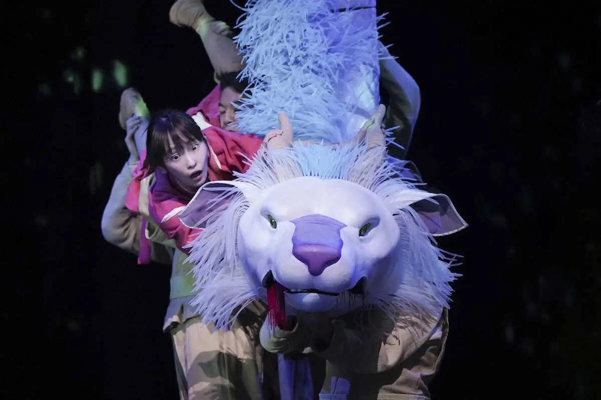 【画像・写真】ジブリ舞台　3月まで韓国で上演　上白石萌音と川栄李奈が2年ぶり千尋役　「韓国まで観に来て！」