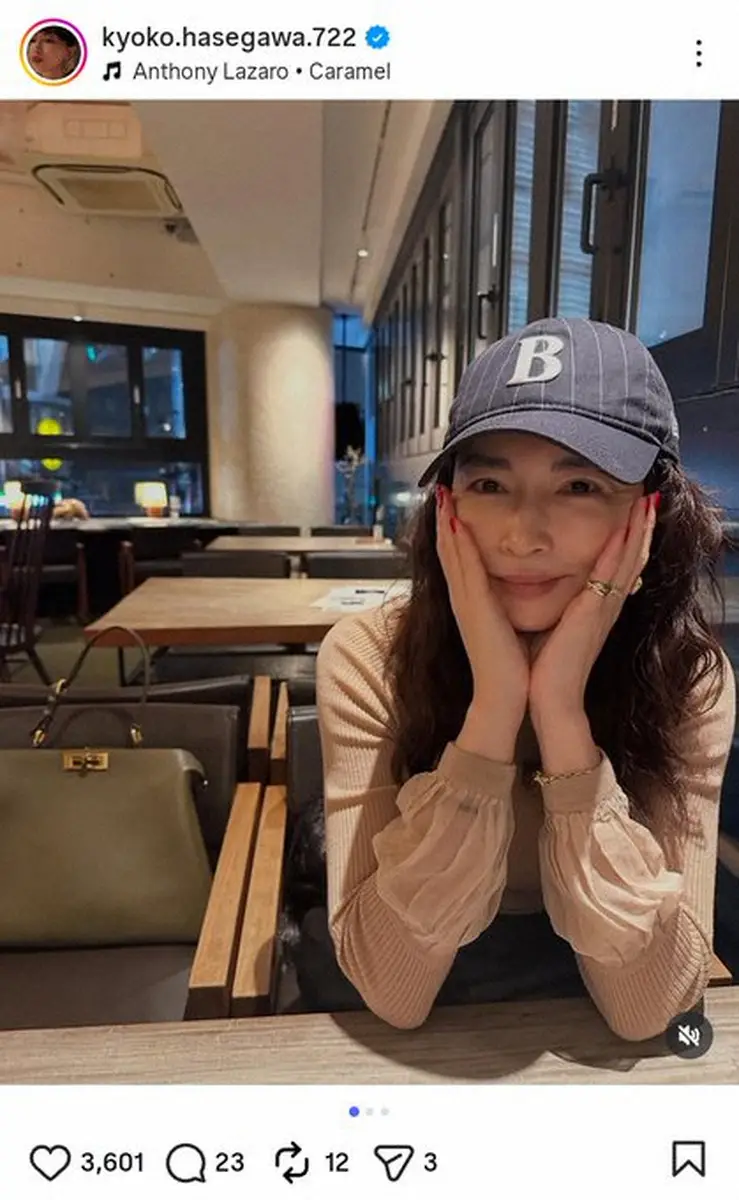 【画像・写真】長谷川京子「試写会に行った後」　カジュアルな装いでキュートな表情に「可愛い」「美しすぎます」の声