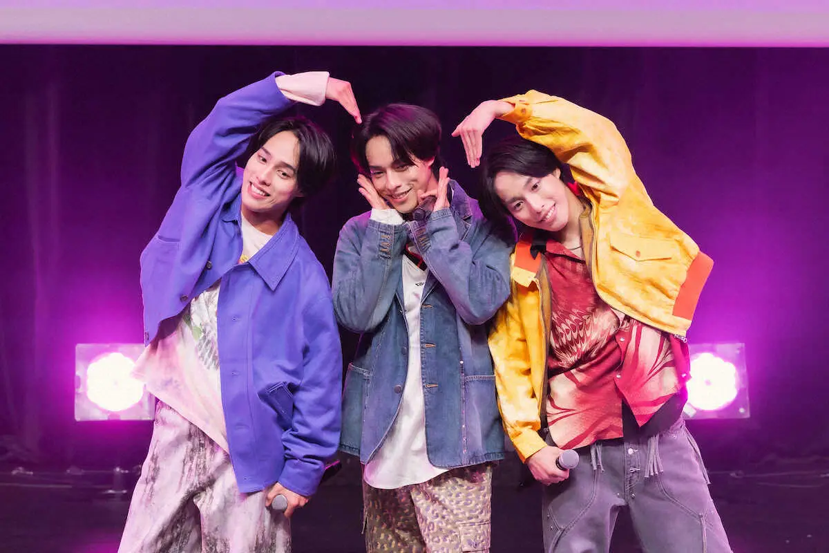 【画像・写真】三つ子パフォーマー佐藤三兄弟が単独公演で抱負「日本中の皆さんが見分けのつく三兄弟に」