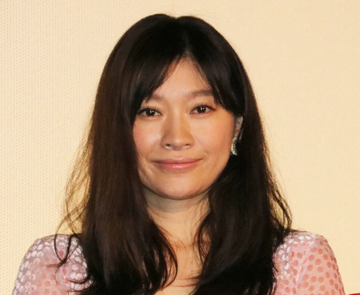 【画像・写真】篠原涼子　テレビの印象と違って…裏では「すごい静か」？な人気アイドルを暴露　