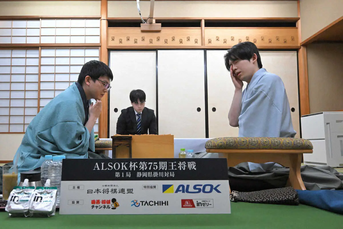 【画像・写真】【王将戦第1局】永瀬拓矢九段が勝利　王将戦は過去7期、第1局勝者が制しており好発進