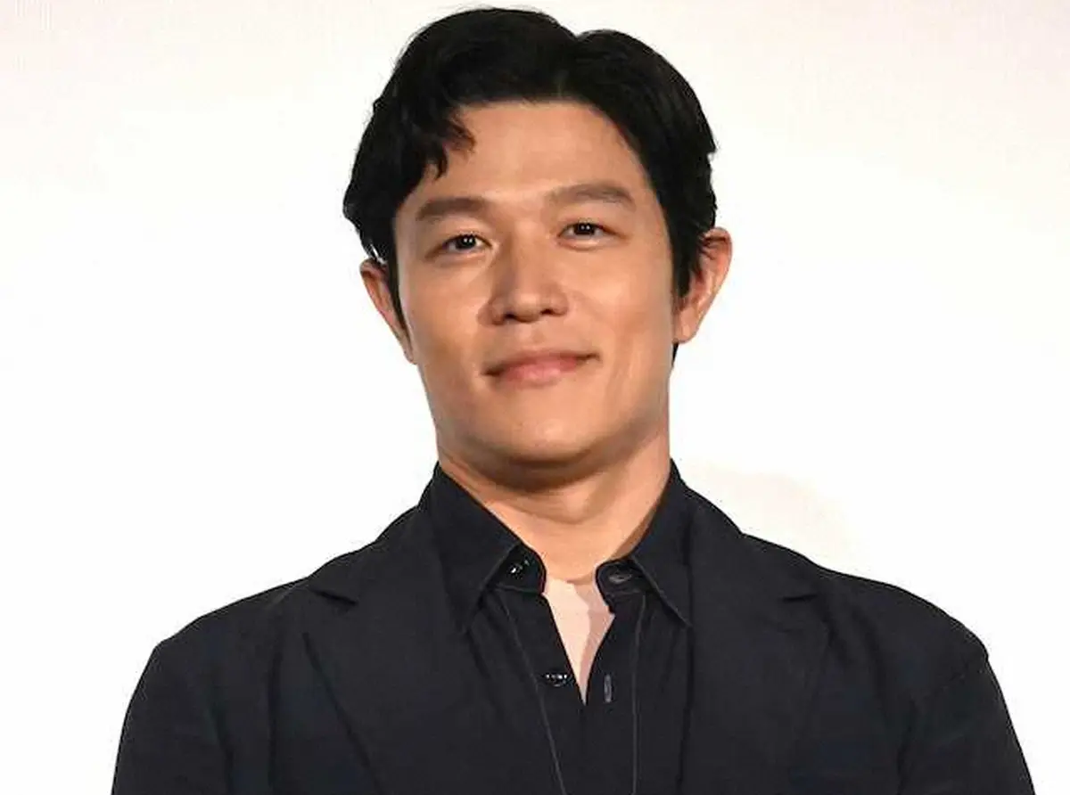 【画像・写真】鈴木亮平　「リブート」話題キャラの今後に言及「まだ出てくる、とだけ伝えるくらいは…」