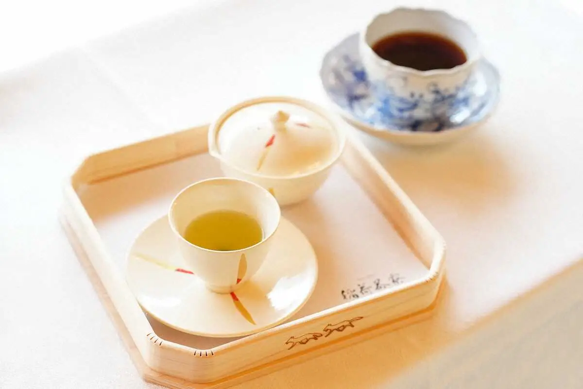 【画像・写真】【王将戦】第2局1日目午前のおやつ　藤井王将＆永瀬九段　ともに抹茶と生菓子注文