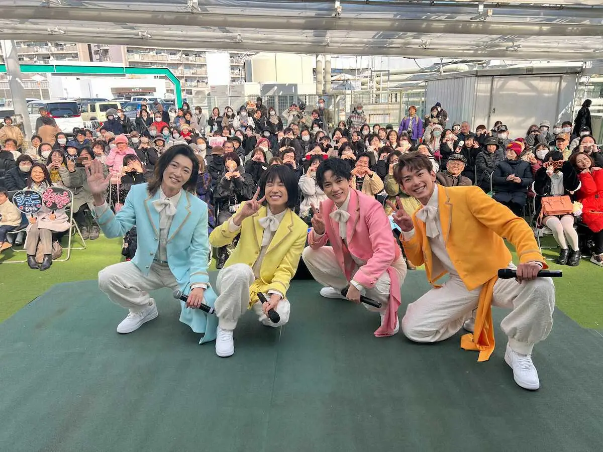 【画像・写真】純烈弟分「モナキ」デビュー曲リリースイベントを初開催　酒井一圭はヤジ