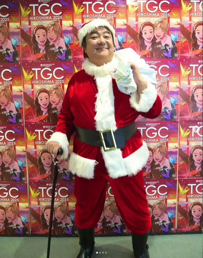 【画像・写真】彦摩呂、つえをつく姿に心配が…「糖尿病になって膝が悪いんですか？」の声に言及