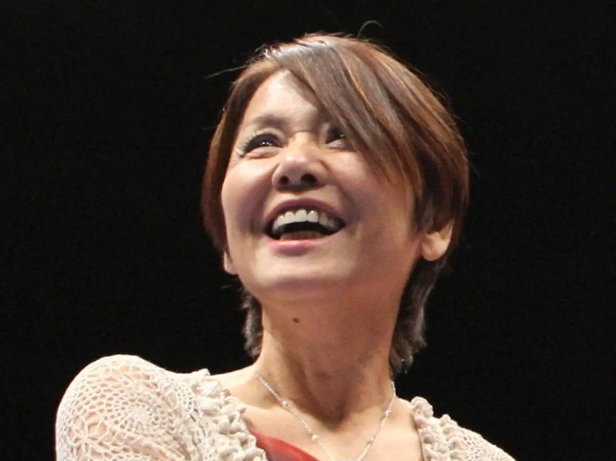 【画像・写真】元仮面ライダー俳優、腎臓がんを公表　女優妻が報告　腎臓摘出手術受け、順調回復「医療発達は驚異的」