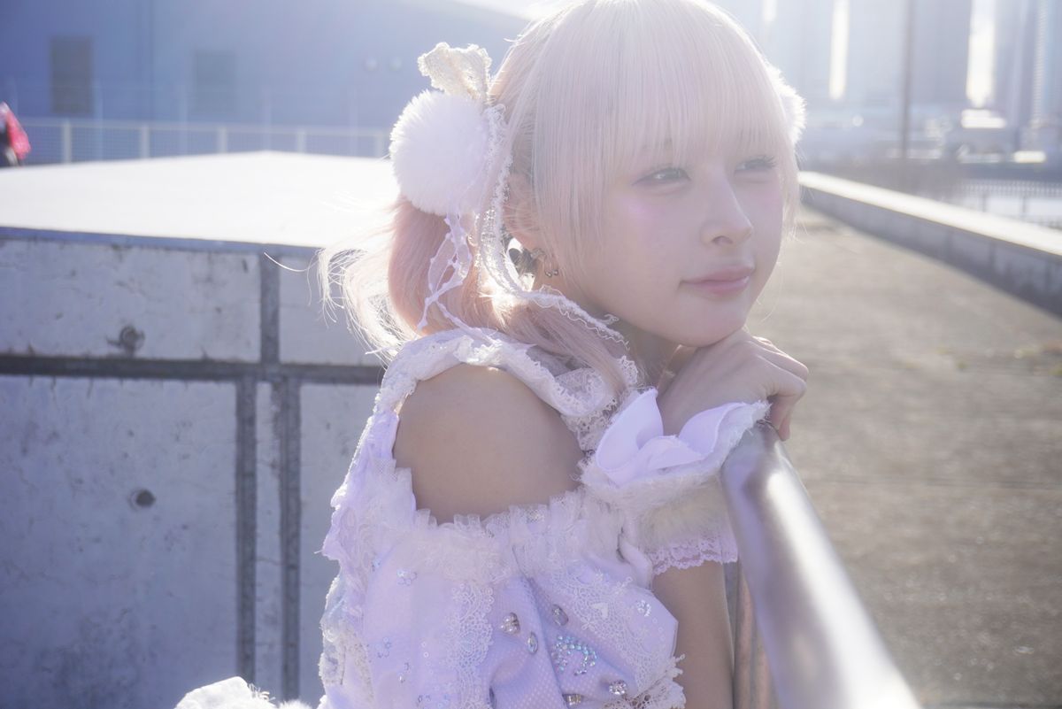 【画像・写真3枚目】こんなに可愛くていいの!?──クマリデパート・楓フウカが挑んだ「キュルキュル全開」と星型フォーメーションに込めた願い（撮影・桃々　シオン）