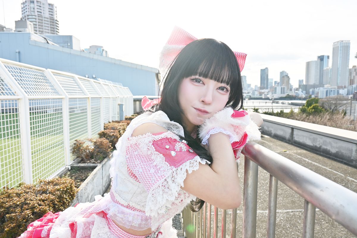 【画像・写真1枚目】クマリデパート・小田アヤネ、ファンと紡いだ８年目の“かわいい革命”――新曲「クマった！釣られちゃった♡」に込めた想い（撮影・葵ミヅキ）