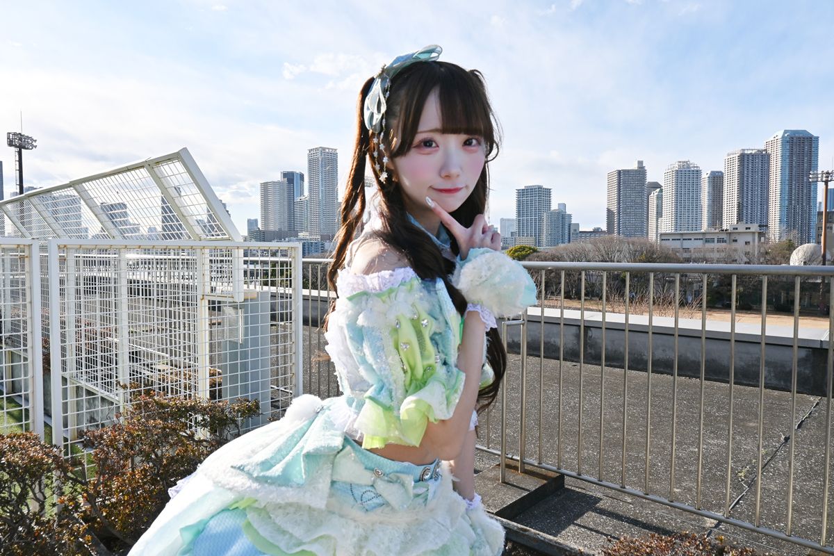 【画像・写真2枚目】新聞社の廊下で響いた「あ、プリンセスだ!!」 ――クマリデパート・七瀬マナの背中を押した無垢な声（撮影・鈴音リン）