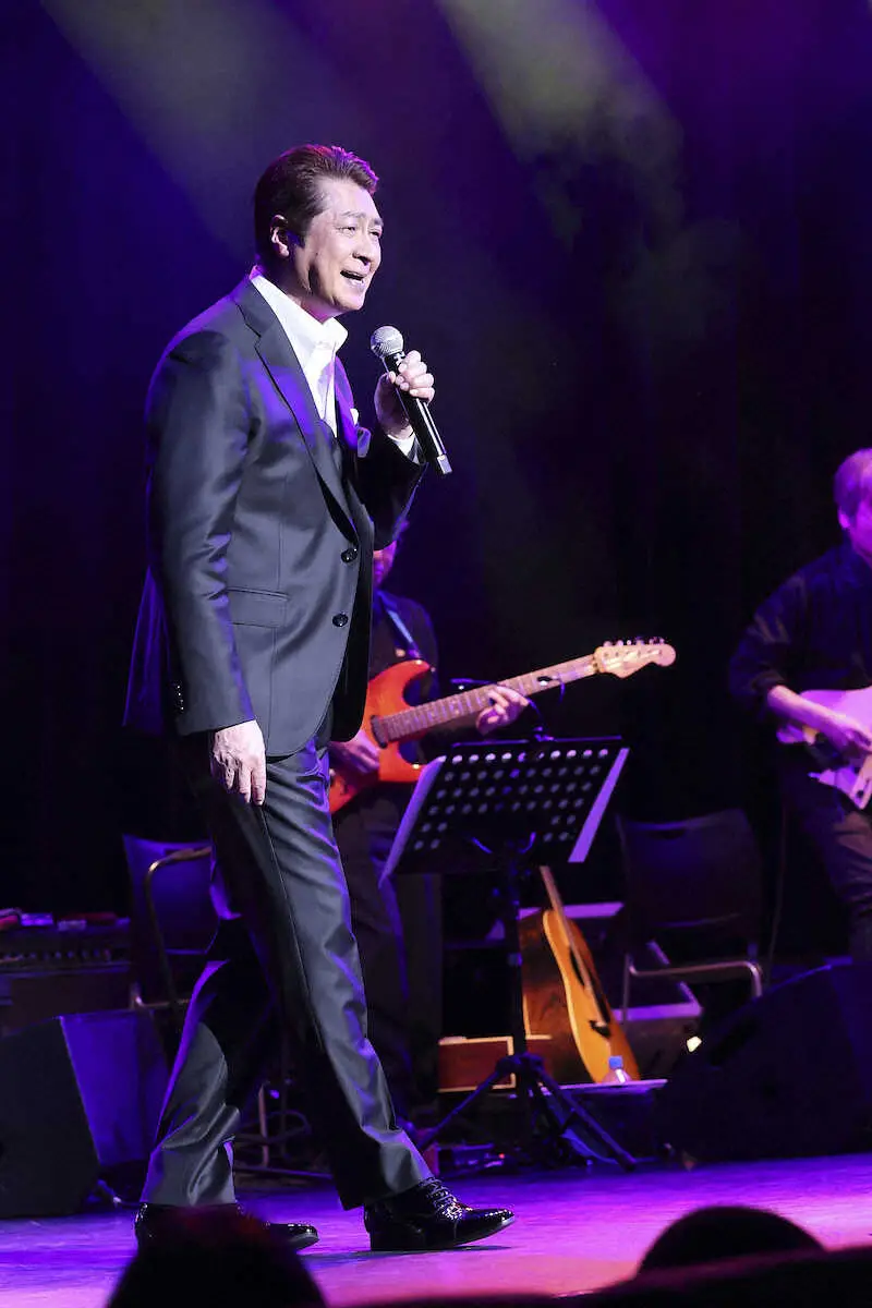 【画像・写真】山川豊　デビュー45周年キックオフ公演「感謝の気持ちでいっぱい」昨年12月には孫誕生「もうメロメロ」