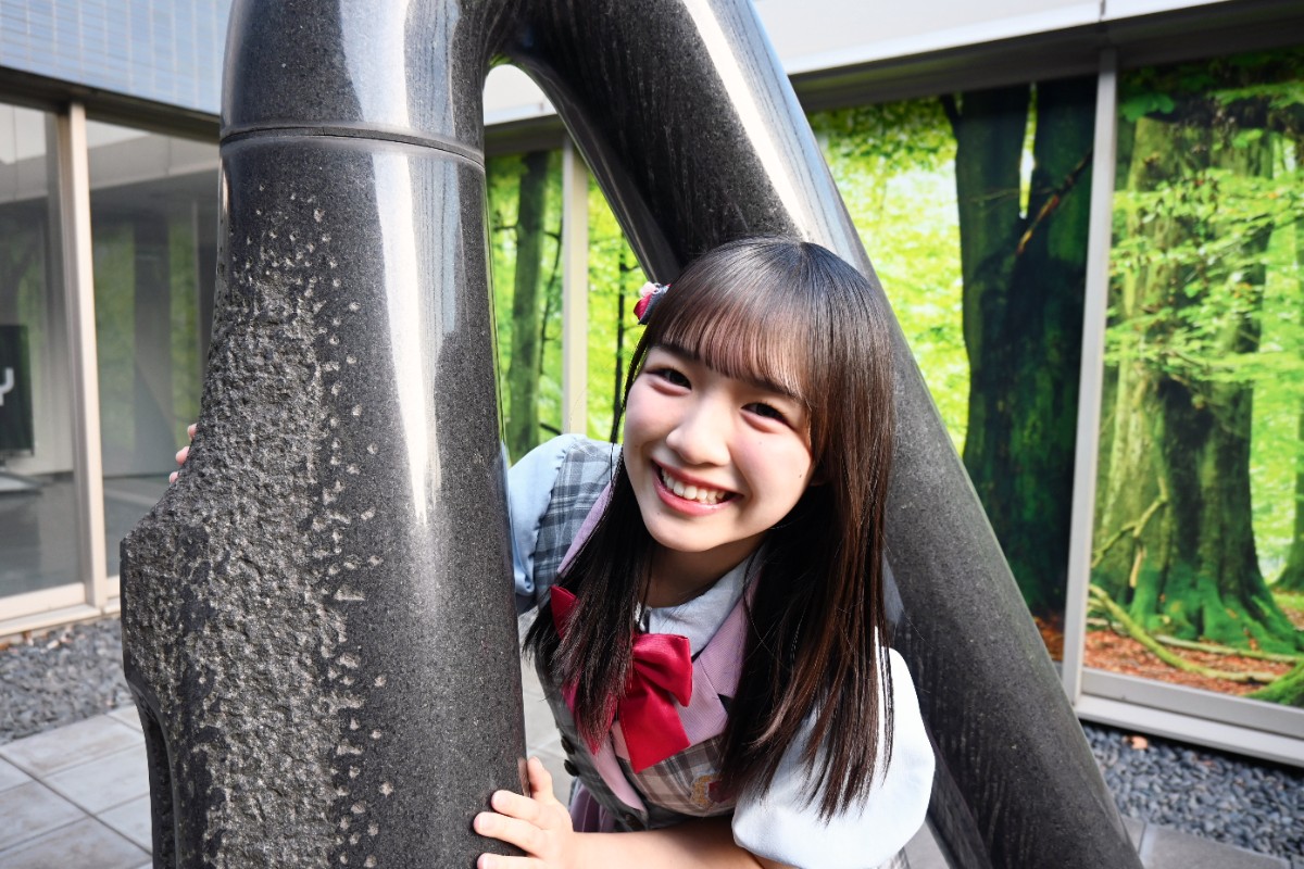 【画像・写真3枚目】“全部、私の物語”3年間の集大成──7限目のフルール・岡澤唯、通学イヤホンがくれた気合と「歩んだ日は裏切らない」実感（撮影・片岡 和）