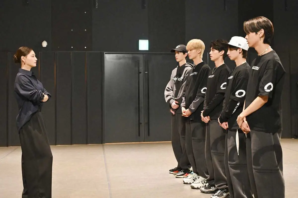 【画像・写真】リアルと連動！中村倫也主演「ＤＲＥＡＭ　ＳＴＡＧＥ」デビュー曲対決が熱い！その裏で卑劣な事件が…