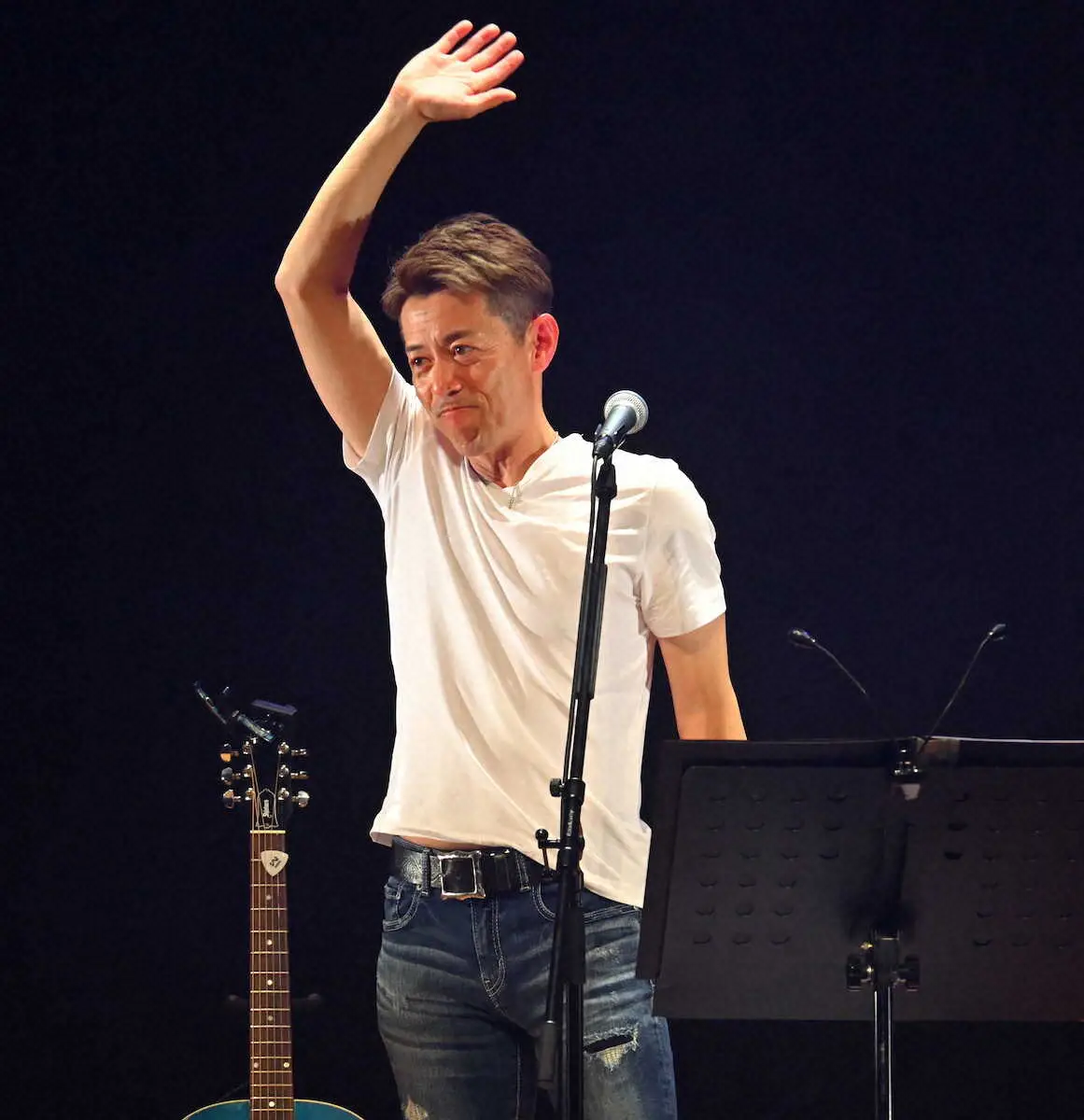 【画像・写真】「阿久悠さんありがとう！」シンガーソングライターの伸太郎がデビュー30周年ライブで感謝の熱唱