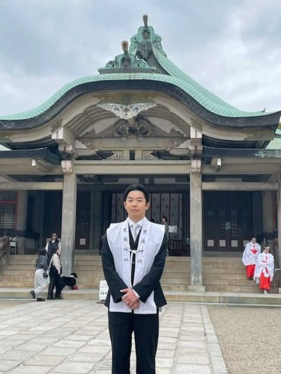 【画像・写真】仲野太賀　豊國神社で「豊臣秀長公慰霊祭」に出席　「身の引き締まる思い」