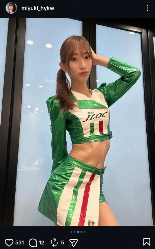 【画像・写真】“スレンダーレースクイーン”早川みゆき　セパレートコス姿披露に「カッコかわゆゆ」「お綺麗です」