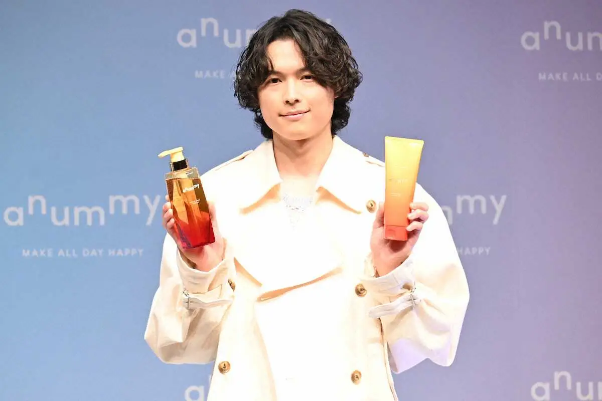 松村北斗　anummy アニュミー　ポスター anummy｜伸ばすを楽しむダメージヘアケアブランド 「アニュミー」