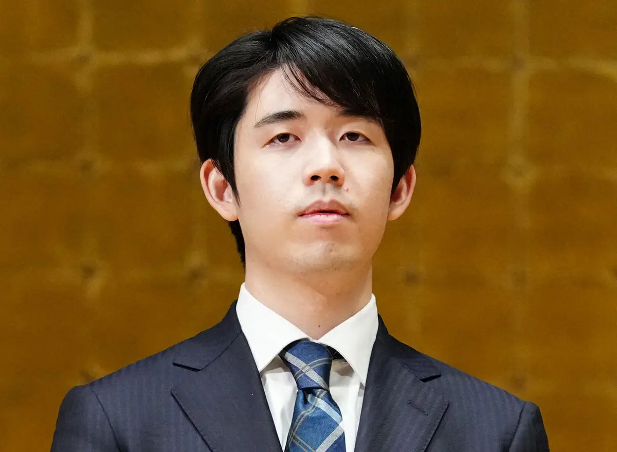 【画像・写真】【王将戦第4局】対局開始　先手藤井王将の初手は「▲2六歩」