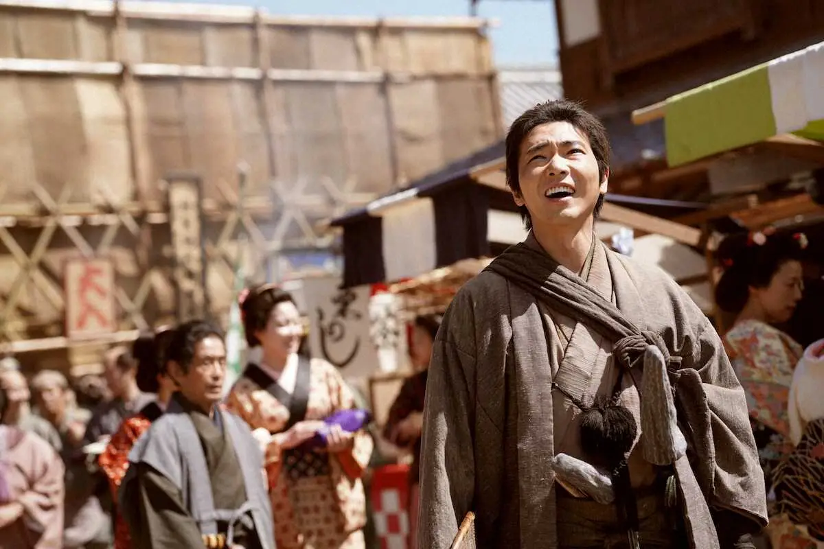 【画像・写真】柄本佑　「仕事に誇りを持つ人たちの仲間入りができてうれしかった」　主演映画「木挽町のあだ討ち」