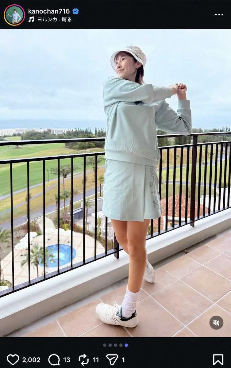 【画像・写真】狩野舞子さん“スタイル抜群”水色のミニスカゴルフウェアSにネットくぎづけ！「オシャレで素敵」「美脚」