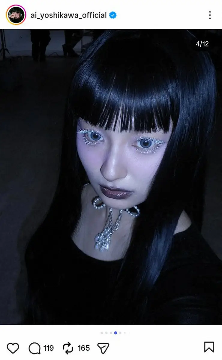 【画像・写真】吉川愛　オン眉ダークメークの自撮りSが大反響「ドールに見えた」「黒魔女愛ちゃん可愛すぎる」の声