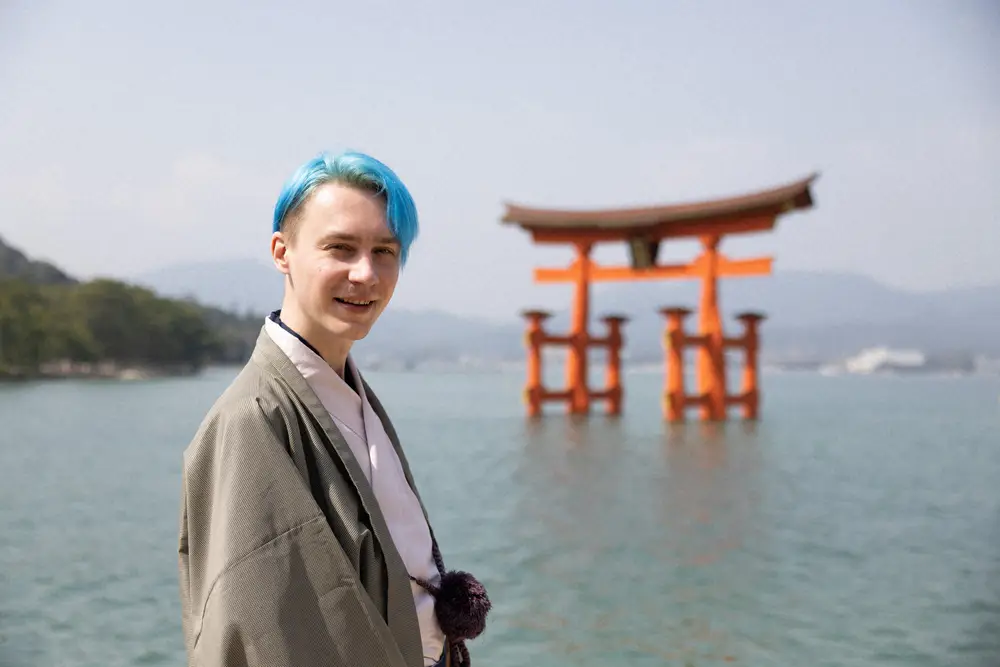 【画像・写真】「日本推しラトビア人」アルトゥル氏、外国人客の“英語で喋ってくれ”は「完全に無視していい」と語るワケ