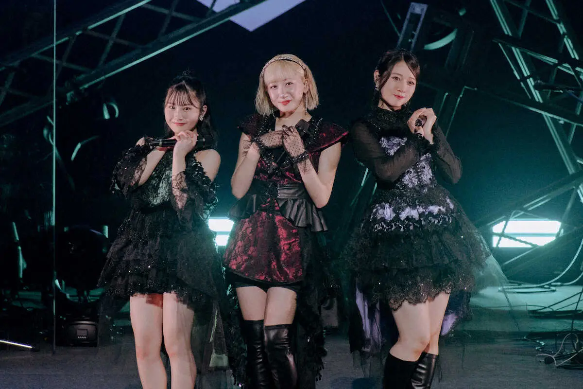 【画像・写真】前日に卒業発表の「つばきファクトリー」秋山眞緒「この瞬間を楽しめました」　バンド編成の特別ライブ