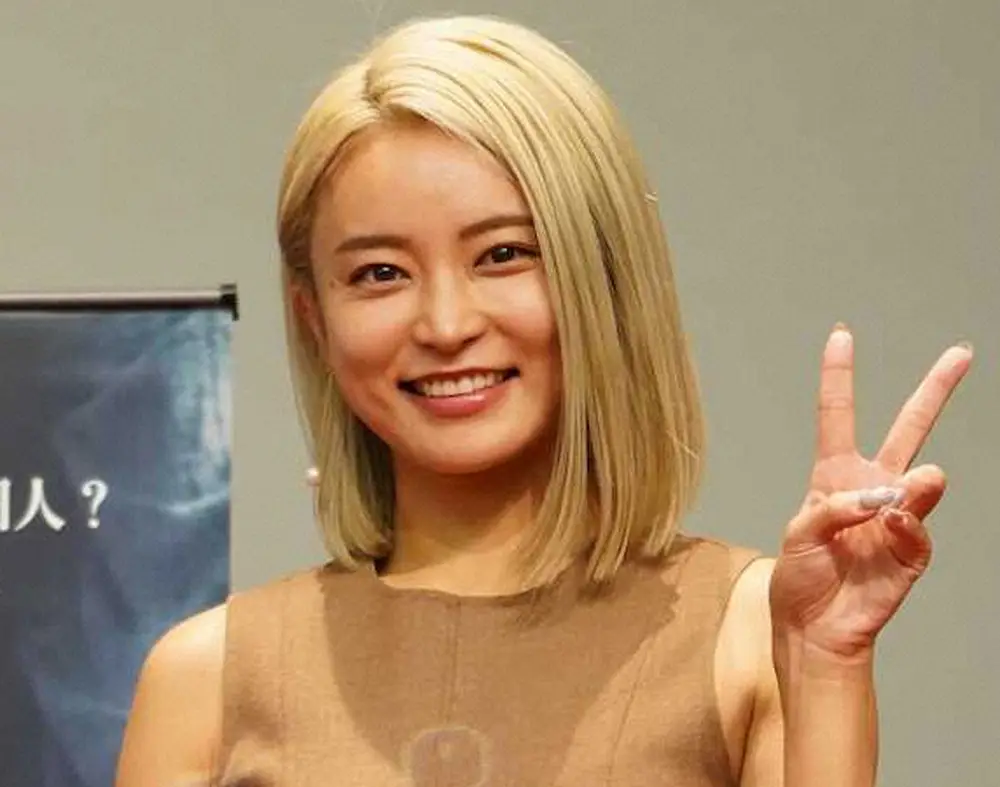 【画像・写真】こじるり“不評”の金髪はいつまで続ける？新ヘアにも意欲「そういう話になってる」