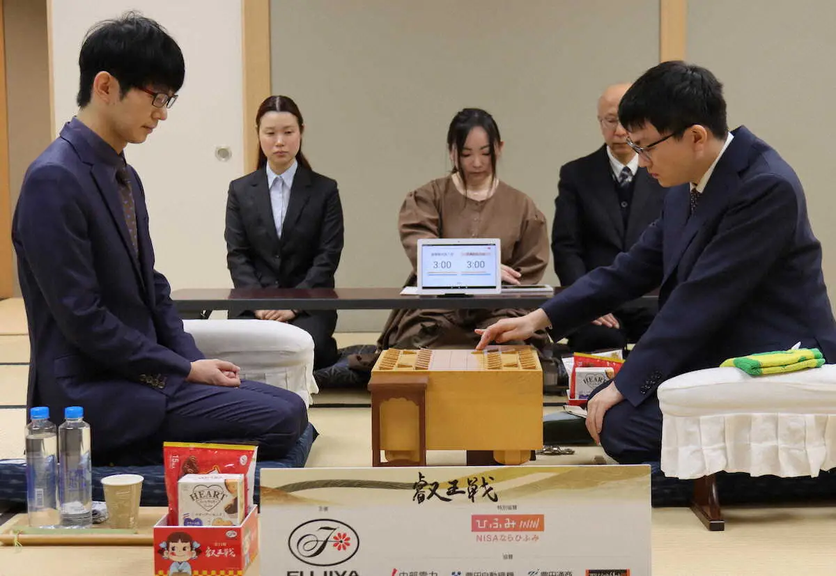 【画像・写真】【叡王戦挑戦者決定戦】永瀬拓矢九段が斎藤慎太郎八段と激突　勝者が4月3日から伊藤匠叡王と5番勝負