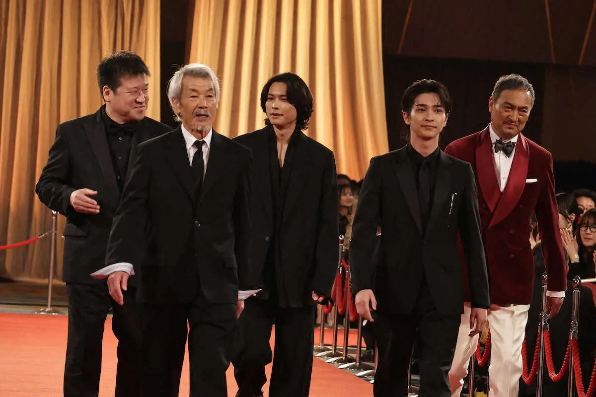 【画像・写真】【日本アカデミー賞】「爆弾」佐藤二朗が映画賞総なめ！「国宝」勢抑え最優秀助演男優賞　山田裕貴も号泣