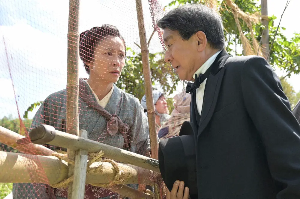 【画像・写真】【明日2日の風、薫る】第4話　父・信右衛門が病に伏し、村は封鎖…美津と安は家に帰ることができず