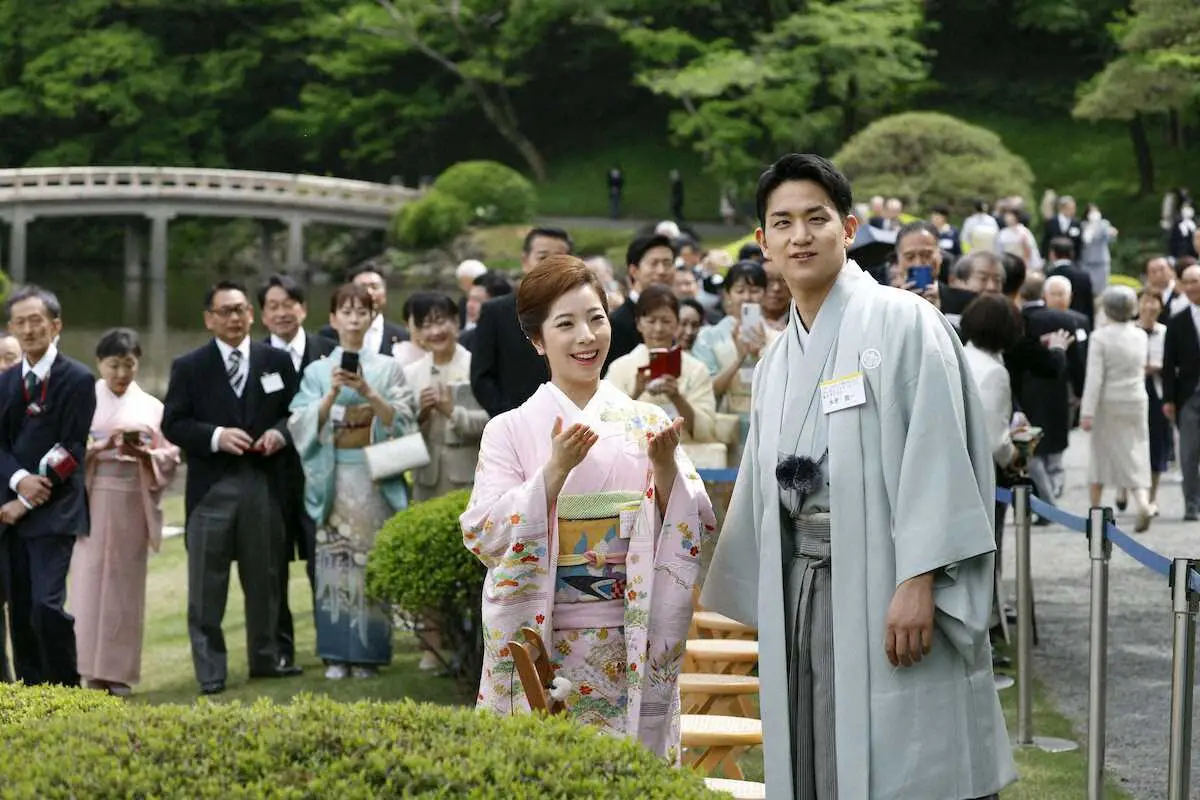 【画像・写真】引退表明りくりゅうペア　美しい和服姿で春の園遊会に出席　両陛下からのお声がけに笑顔