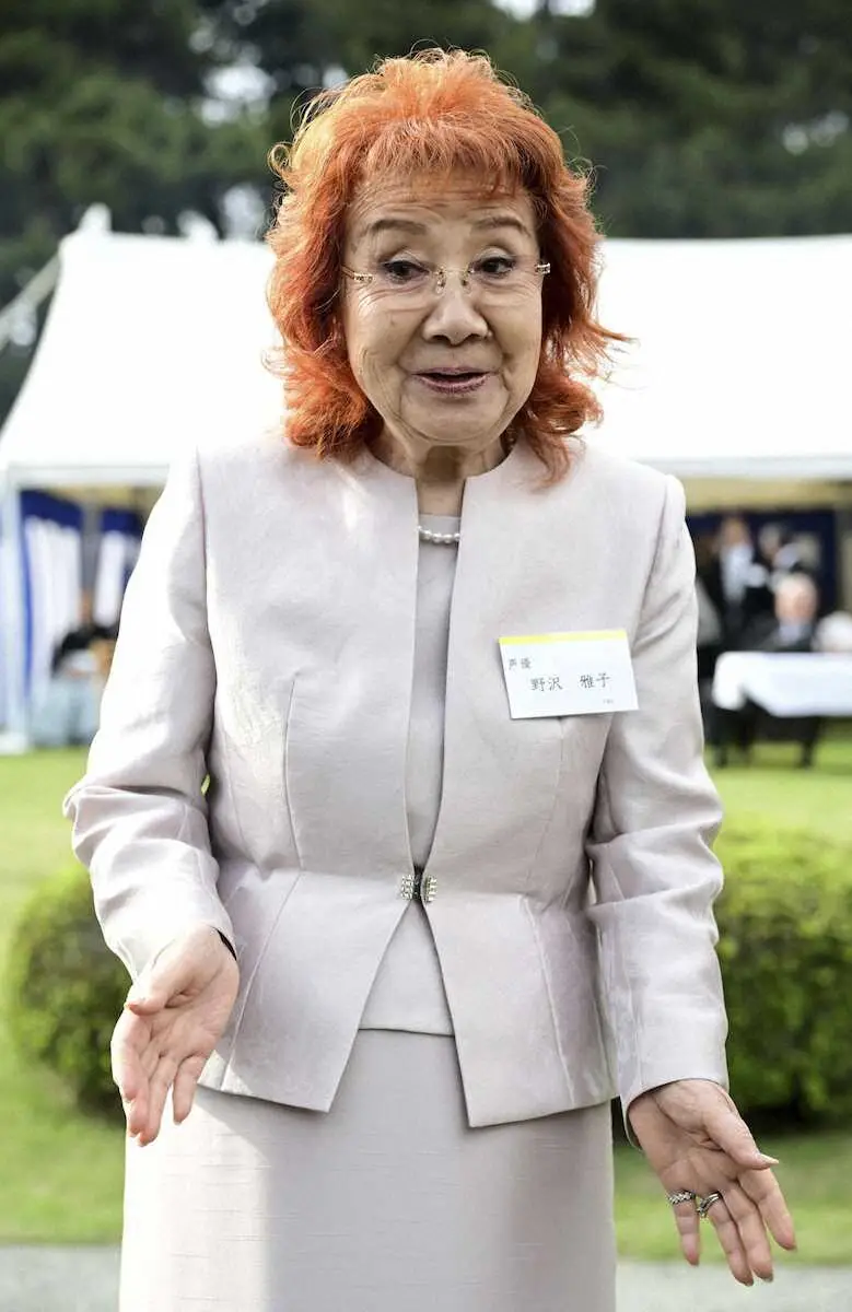 【画像・写真】春の園遊会に招かれ、取材に応じる声優の野沢雅子（代表撮影）