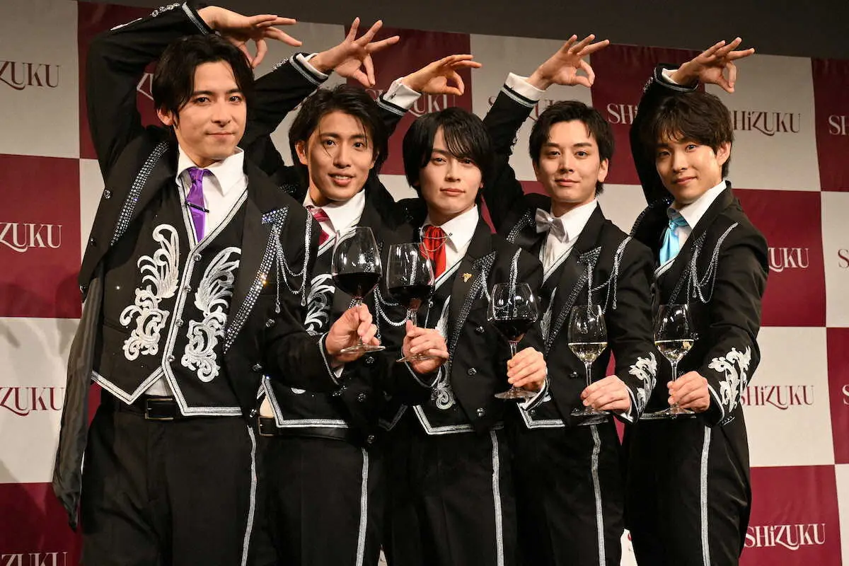 【画像・写真】ワインがテーマの男性5人組「SHiZUKU」誕生　ライバルはモナキ＆M！LK？「ワインなので紅白に」
