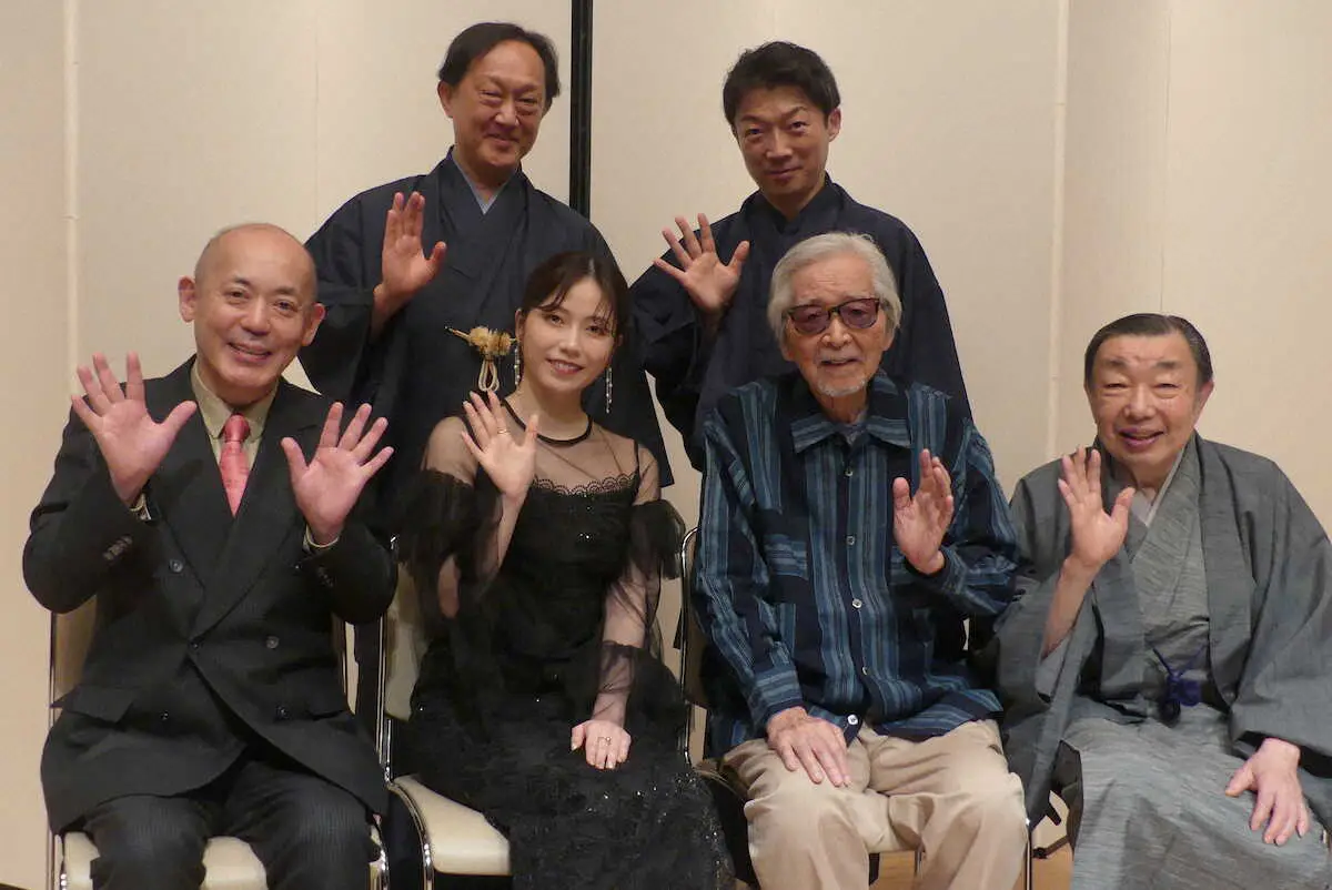 【画像・写真】山田洋次氏　前進座95周年公演の脚本書き下ろし　横山由依に「あなたが生きてきたそのままが個性」