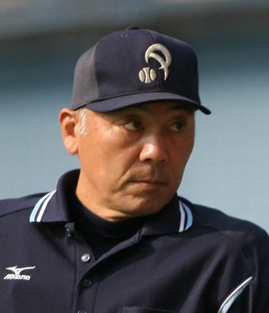 【画像・写真】元プロ野球審判の山崎夏生氏（08年撮影）