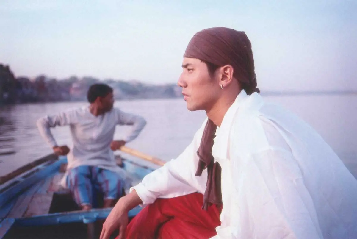 【画像・写真】本木雅弘　27年ぶり写真集　還暦記念「awai…」　主演映画撮影の合間縫い東京、京都、英国で撮影