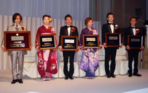 ＜ボート優秀選手表彰式＞表彰された左から山崎、田口、井口、三浦、白井、深川