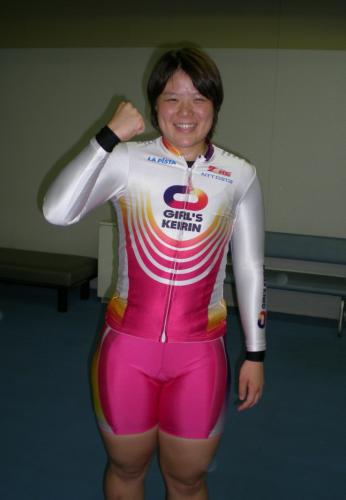 小倉決勝１０Ｒ、豪快なまくりでデビュー以来、負けなしの２０連勝を達成した小林優香
