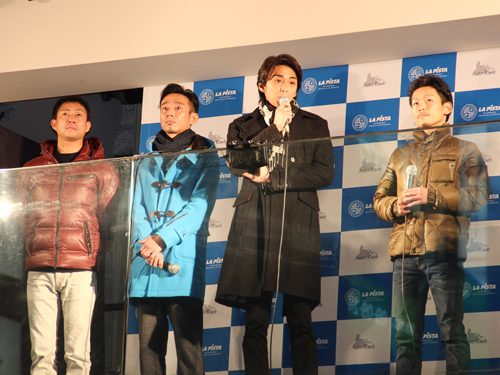 トークショーに登場した（左から）浦田、永井、森、中村の４選手