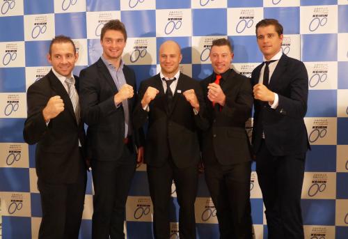 今月から競輪に参戦する（左から）ペルビス、ブフリ、ドミトリエフ、パーキンス、ボス