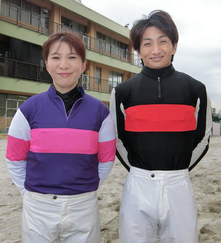 名古屋競馬の夫婦ジョッキー、宮下瞳騎手（左）と小山信行騎手
