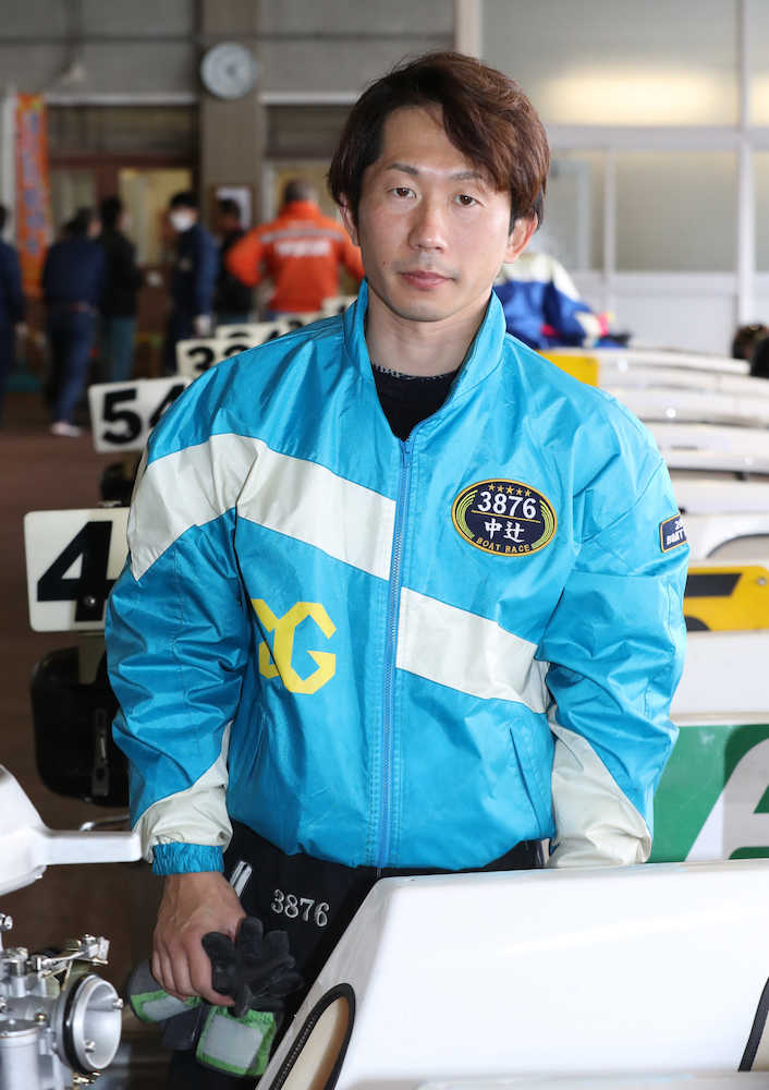 【画像・写真】【芦屋・九州地区選手権】１０Ｒ・中辻５枠から強襲ハンドル